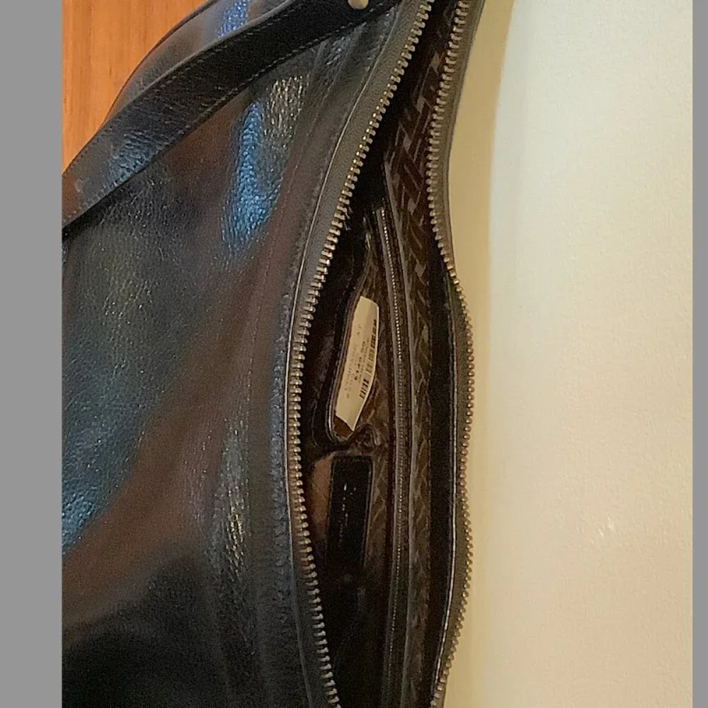 Cole Haan Black Leather Shoulder Handbag - Picture 15 of 16